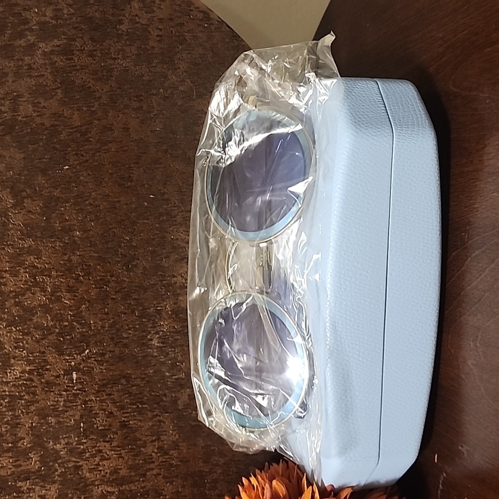 Swarovski Sunglasses, New - Picture 7 of 7
